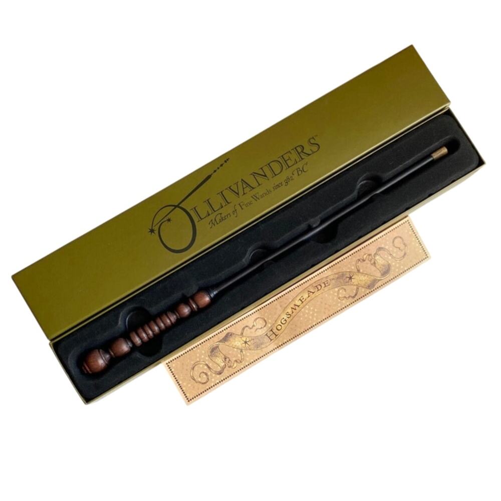 Ollivanders Interactive 10 Vine Wand Harry Potter RARE Universal Unicorn Hair